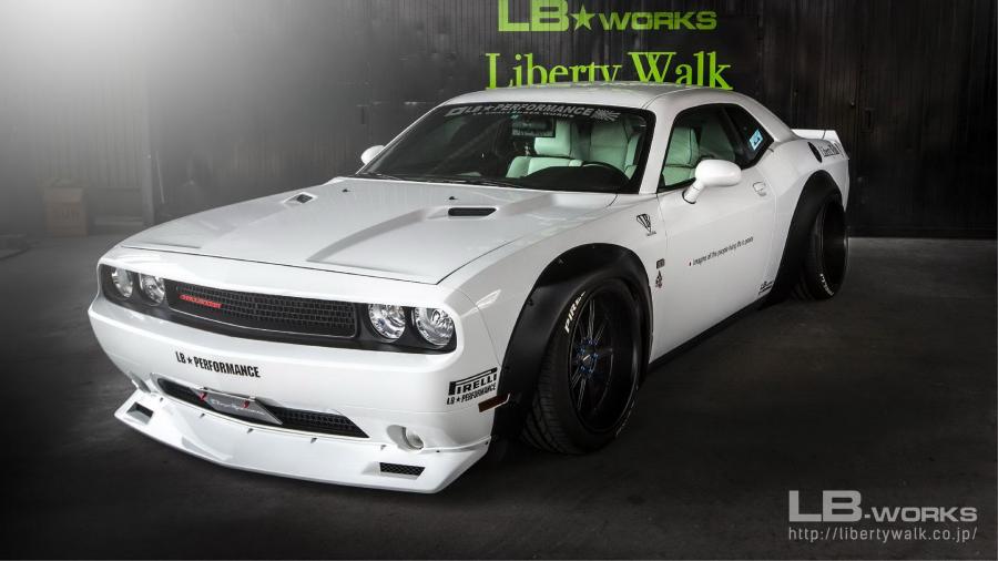  Dodge Challenger by Liberty Walk 2019 года  (фото 5 из 11)